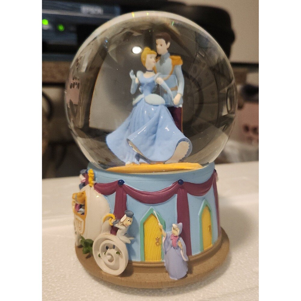 Disney Cinderella Prince Carriage Horses Snow Globe Music Box "I Love You Truly"